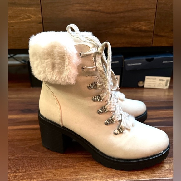 🌿SALE🌿ESPRIT Ivory Leather Lace-up Winter Heeled Combat Boots Faux Fur 9.5 - Picture 2 of 15
